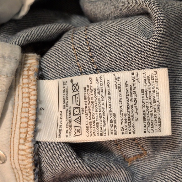 NWT Old Navy Midrise Wide Leg Jeans - Size 2 - Picture 7 of 7